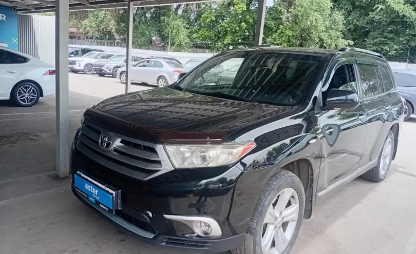 Toyota Highlander 2013 года за 10 000 000 тг. в Алматы