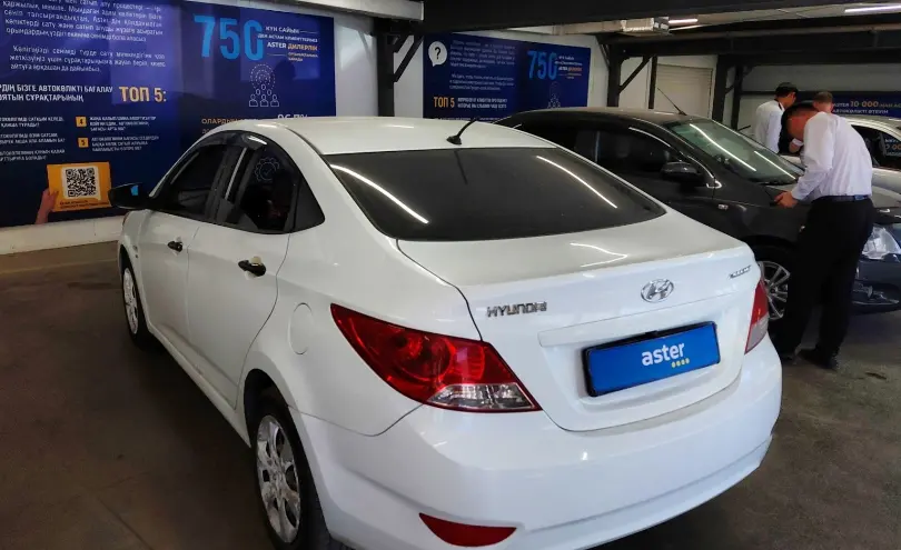 Hyundai Accent 2013 года за 2 600 000 тг. в Астана фото 4