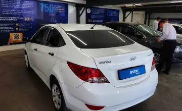 Hyundai Accent 2013 года за 2 600 000 тг. в Астана фото 4