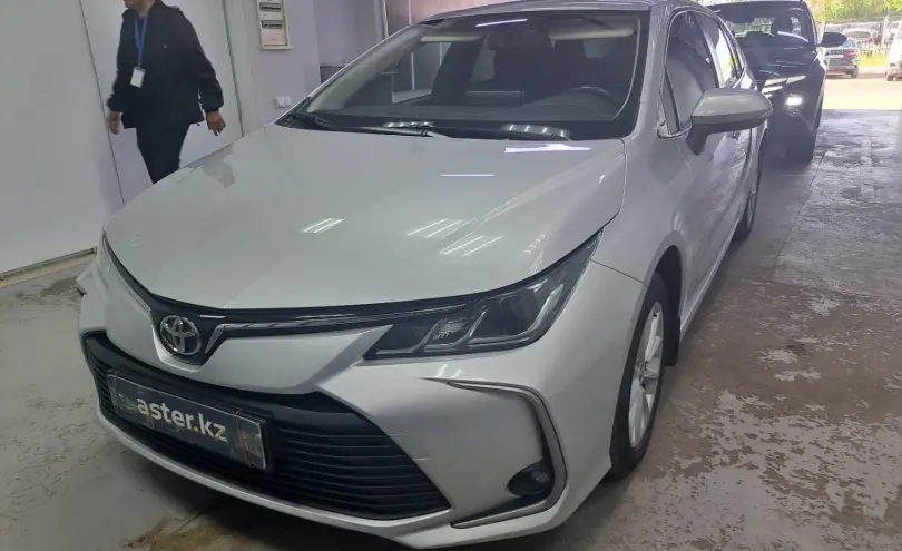 Toyota Corolla 2019 года за 9 000 000 тг. в Павлодар