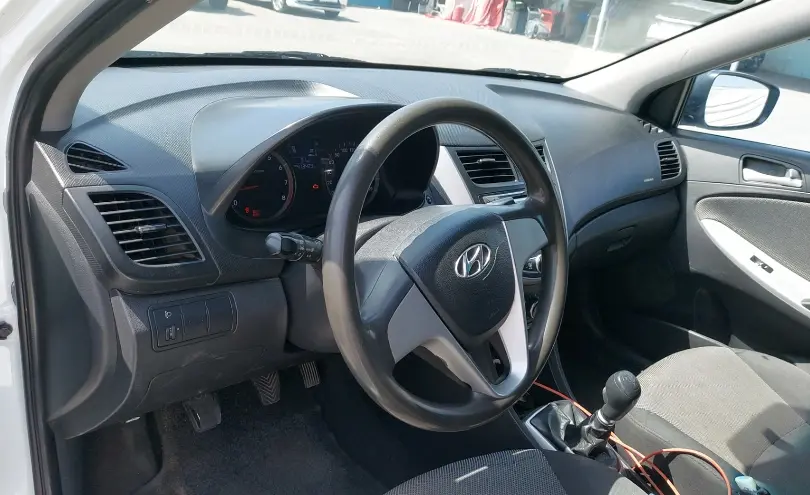 Hyundai Accent 2013 года за 3 600 000 тг. в Шымкент фото 5