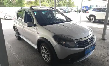 Renault Sandero 2014 года за 2 000 000 тг. в Алматы фото 3