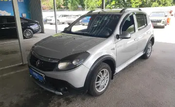 Renault Sandero 2014 года за 2 000 000 тг. в Алматы фото 1