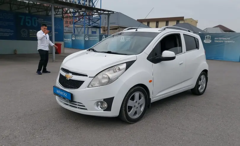 Chevrolet Spark 2011 года за 3 500 000 тг. в Шымкент