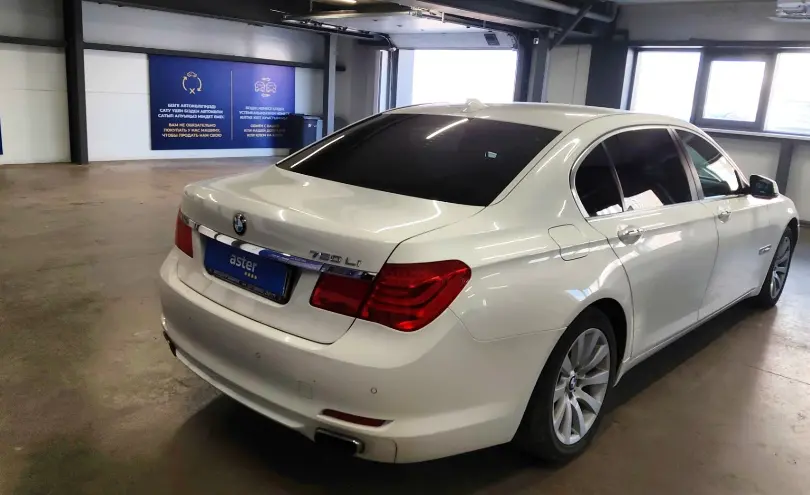 BMW 7 серии 2009 года за 9 000 000 тг. в Астана фото 3