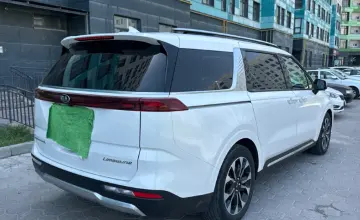 Kia Carnival 2021 года за 25 000 000 тг. в Шымкент