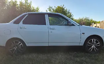 LADA (ВАЗ) Priora 2015 года за 3 500 000 тг. в Павлодар фото 4