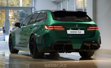 BMW M5 2025 года за 96 500 000 тг. в Алматы