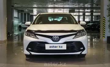 Toyota Camry 2020 года за 9 750 000 тг. в Алматы фото 2
