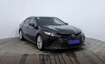 Toyota Camry 2018 года за 8 420 000 тг. в Астана фото 3