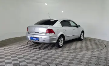 Opel Astra 2011 года за 2 480 000 тг. в Алматы