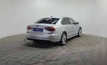 Volkswagen Passat 2018 года за 5 250 000 тг. в Алматы