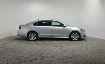 Volkswagen Passat 2018 года за 5 250 000 тг. в Алматы фото 4