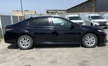 Toyota Camry 2019 года за 10 500 000 тг. в Караганда фото 4