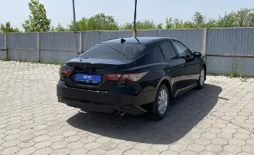 Toyota Camry 2019 года за 10 500 000 тг. в Караганда