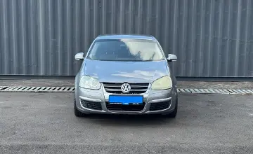 Volkswagen Jetta 2005 года за 1 950 000 тг. в Алматы фото 2