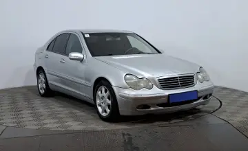 Mercedes-Benz C-Класс 2002 года за 1 200 000 тг. в Астана фото 3