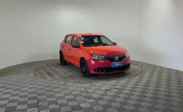 Renault Sandero 2018 года за 2 630 000 тг. в Алматы фото 3