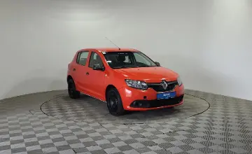 Renault Sandero 2018 года за 2 350 000 тг. в Алматы фото 3