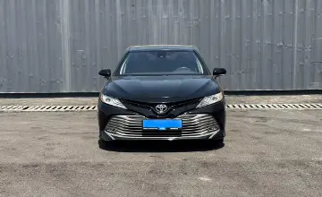Toyota Camry 2020 года за 8 420 000 тг. в Алматы фото 2
