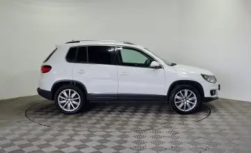 Volkswagen Tiguan 2015 года за 6 990 000 тг. в Алматы фото 4
