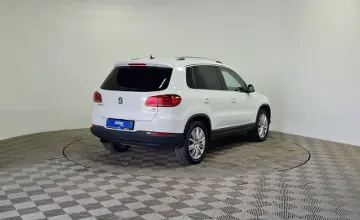 Volkswagen Tiguan 2015 года за 6 990 000 тг. в Алматы