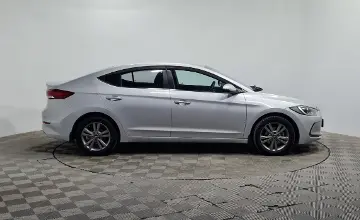 Hyundai Elantra 2018 года за 6 550 000 тг. в Алматы фото 4