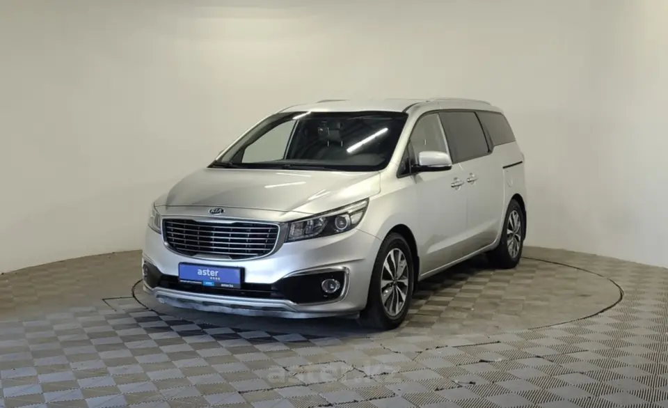 2014 Kia Carnival