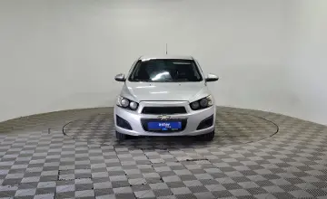 Chevrolet Aveo 2014 года за 3 190 000 тг. в Алматы фото 2