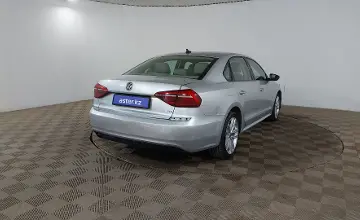 Volkswagen Passat 2018 года за 6 390 000 тг. в Шымкент