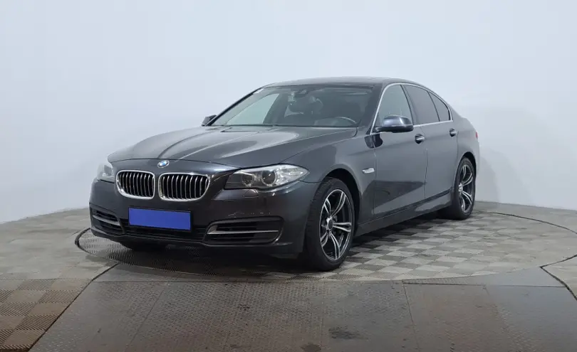 BMW 5 серии 2014 года за 10 600 000 тг. в Астана