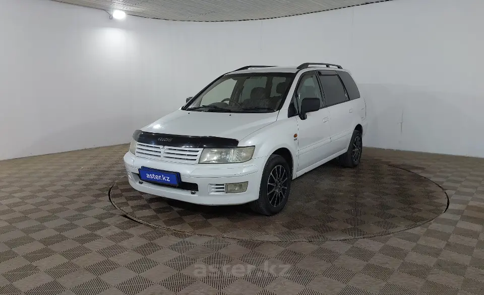 1998 Mitsubishi Chariot