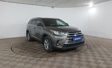 Toyota Highlander 2015 года за 13 690 000 тг. в Шымкент фото 3