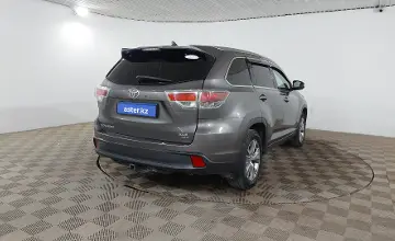 Toyota Highlander 2015 года за 13 690 000 тг. в Шымкент