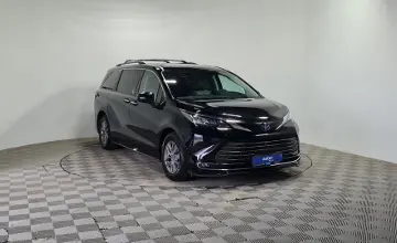 Toyota Sienna 2022 года за 21 100 000 тг. в Алматы фото 3