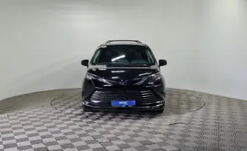 Toyota Sienna 2022 года за 21 100 000 тг. в Алматы фото 2