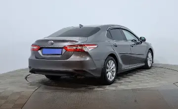 Toyota Camry 2020 года за 10 590 000 тг. в Астана
