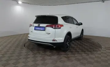 Toyota RAV4 2018 года за 12 640 000 тг. в Шымкент