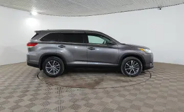 Toyota Highlander 2019 года за 16 690 000 тг. в Шымкент фото 4