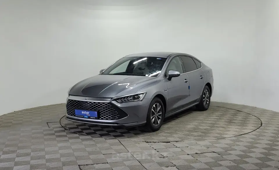 2023 BYD Qin