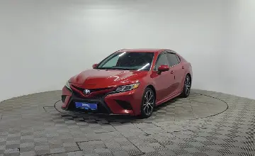Toyota Camry 2019 года за 10 400 000 тг. в Алматы фото 1