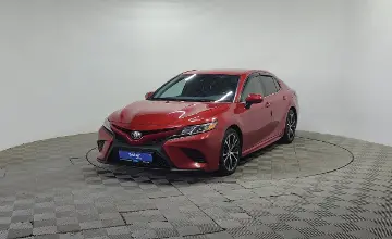 Toyota Camry 2019 года за 10 400 000 тг. в Алматы фото 1