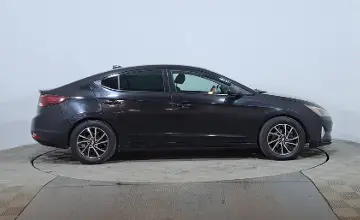 Hyundai Elantra 2018 года за 5 490 000 тг. в Астана фото 4