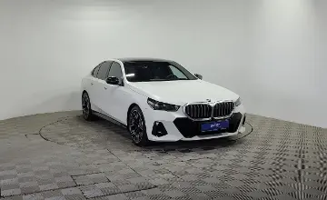 BMW 5 серии 2024 года за 36 980 000 тг. в Алматы фото 3