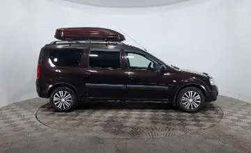 LADA (ВАЗ) Largus 2017 года за 5 200 000 тг. в Астана фото 4
