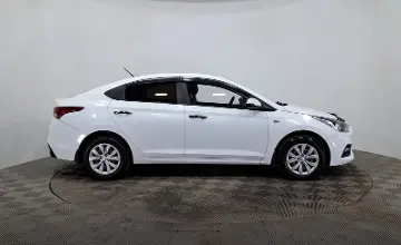 Hyundai Solaris 2017 года за 4 990 000 тг. в Астана фото 4