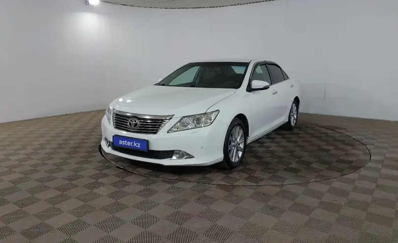 Toyota Camry 2014 года за 8 690 000 тг. в Шымкент
