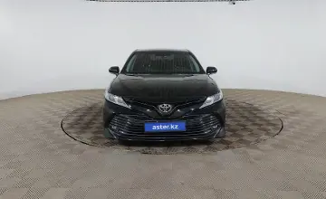 Toyota Camry 2018 года за 10 790 000 тг. в Шымкент фото 2