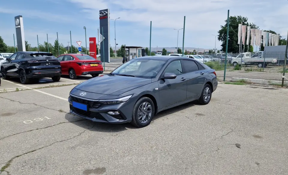 2024 Hyundai Elantra