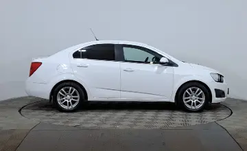 Chevrolet Aveo 2014 года за 3 290 000 тг. в Астана фото 4